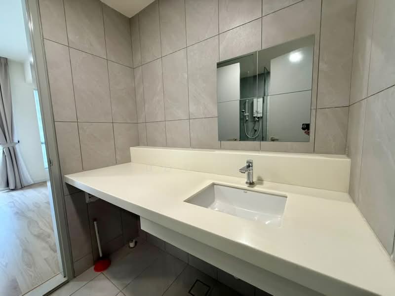 Servis Apartment untuk Disewa di Emerald 9 - Eddy Lee - Bathroom - PropertyGuru.com.my