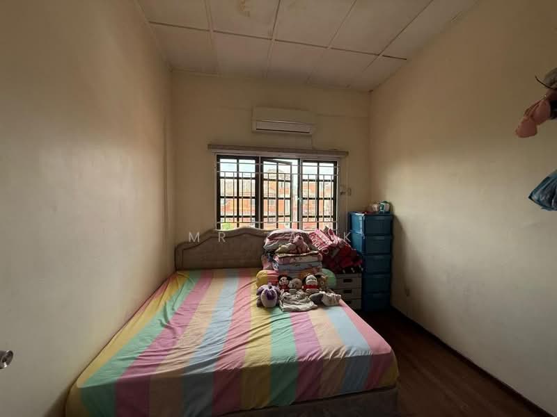 Apartment for Sale at Pangsapuri Excelsa - Mr Zack - Bedroom - PropertyGuru.com.my