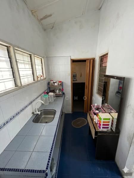 2-storey Terraced House for Sale in Semenyih (Selangor) - Kent Chong - Kitchen - PropertyGuru.com.my