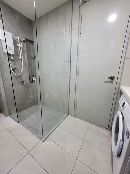 Servis Apartment untuk Disewa di Emerald 9 - Alan Pang - Bathroom - PropertyGuru.com.my