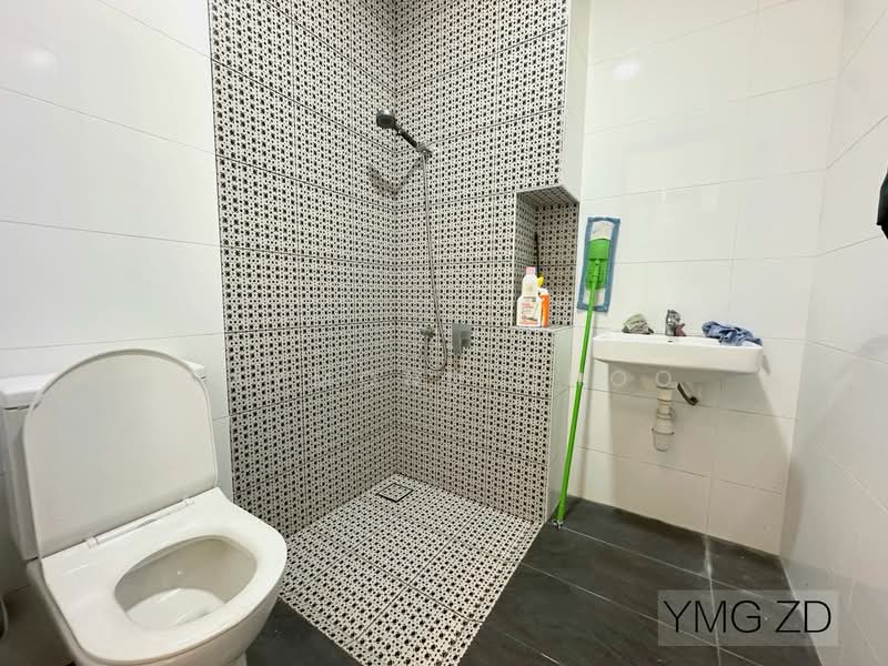 Rumah Berkembar untuk Dijual di Eco Ardence (Setia Alam) - Raymond Choo - Bathroom - PropertyGuru.com.my