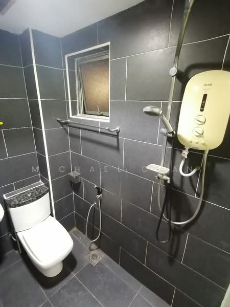Rumah Teres 2 Tingkat untuk Dijual di TAMAN PUCHONG UTAMA (Puchong) - Michael Chan - Bathroom - PropertyGuru.com.my