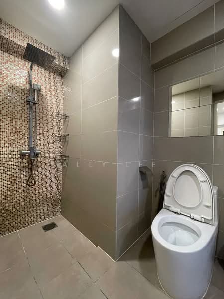 Servis Apartment untuk Disewa di D'Latour - Ally Lee - Bathroom - PropertyGuru.com.my