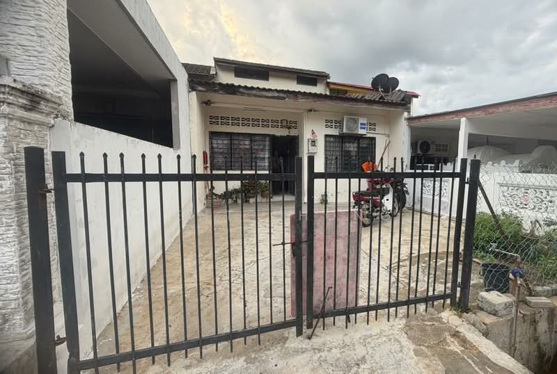 Rumah Teres 1 Tingkat untuk Dijual di Bandar Rinching (Semenyih) - Kent Chong - Exterior - PropertyGuru.com.my