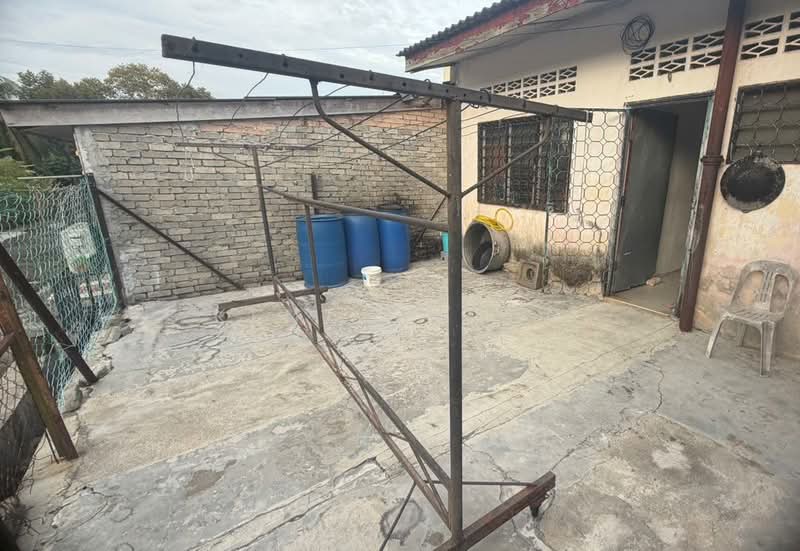 Rumah Teres 1 Tingkat untuk Dijual di Bandar Rinching (Semenyih) - Kent Chong - Exterior - PropertyGuru.com.my