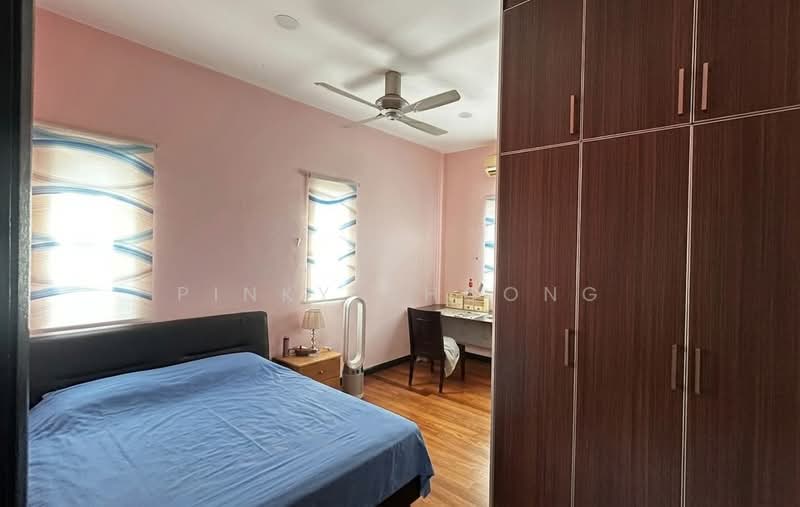 3-storey Terraced House for Sale in Valencia (Sungai Buloh) - Pinky Choong - PropertyGuru.com.my