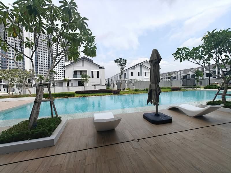 Rumah Teres 2-Tingkat untuk Dijual di Taman Eco Cascadia (Tebrau) - Kok Hui - Exterior - PropertyGuru.com.my