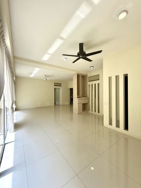 Rumah Berkembar untuk Dijual di Seri Tanjung Pinang (Tanjung Tokong) - Evonne Lim - Living Room - PropertyGuru.com.my