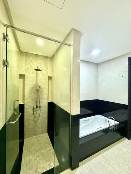Rumah Berkembar untuk Dijual di Seri Tanjung Pinang (Tanjung Tokong) - Evonne Lim - Bathroom - PropertyGuru.com.my