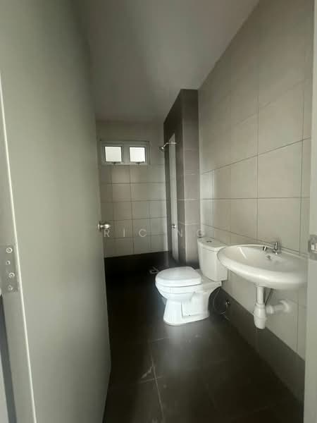 Service Residence for Sale at One 49 Residence - Ric Ng - Bathroom - PropertyGuru.com.my