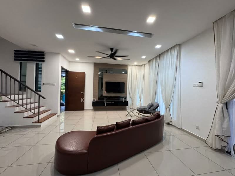 Rumah Kluster untuk Dijual di Senibong (Permas Jaya) - Kok Hui - Living Room - PropertyGuru.com.my