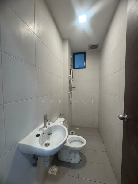 Rumah Kluster untuk Dijual di Senibong (Permas Jaya) - Kok Hui - Bathroom - PropertyGuru.com.my