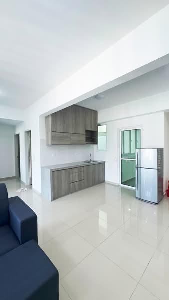 Rumah Flat untuk Disewa di IDEAL RESIDENCY - Jerry Tan - Kitchen - PropertyGuru.com.my