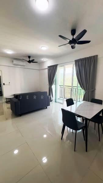 Rumah Flat untuk Disewa di IDEAL RESIDENCY - Jerry Tan - Living Room - PropertyGuru.com.my