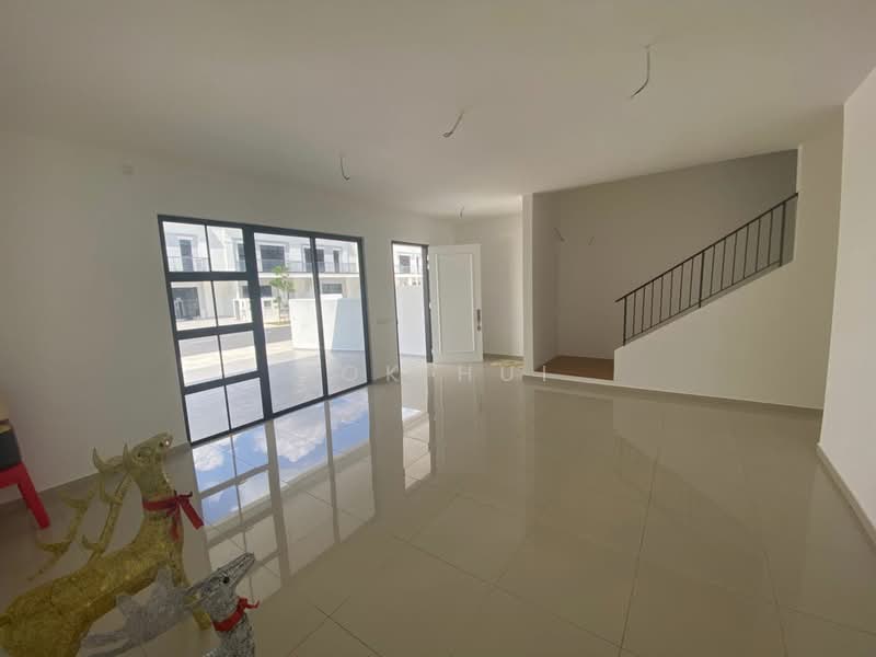Cluster House for Sale in Eco Botanic (Iskandar Puteri (Nusajaya)) - Kok Hui - Living Room - PropertyGuru.com.my