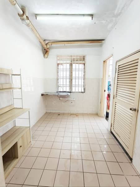 Pangsapuri untuk Disewa di Sri Awana Townhouse - Nick Low - Kitchen - PropertyGuru.com.my