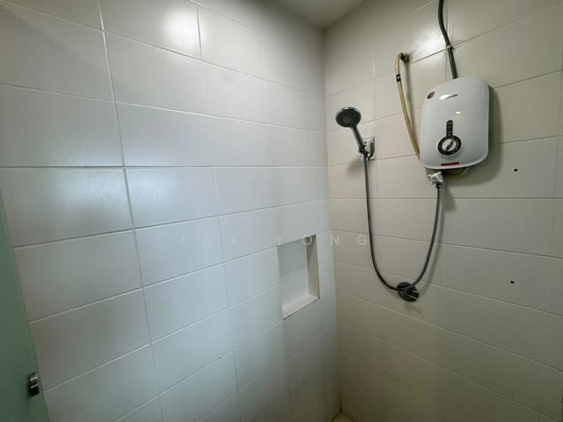 Servis Apartment untuk Disewa di Trefoil @ Setia City - Jay Yong - Bathroom - PropertyGuru.com.my