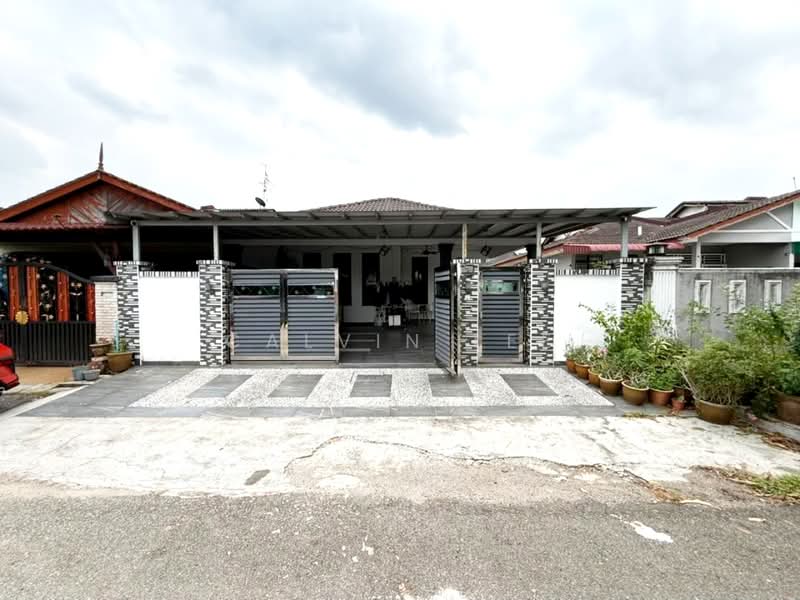 Rumah Teres 1 Tingkat untuk Dijual di Taman Rinting (Masai) - Calvin Lee - PropertyGuru.com.my