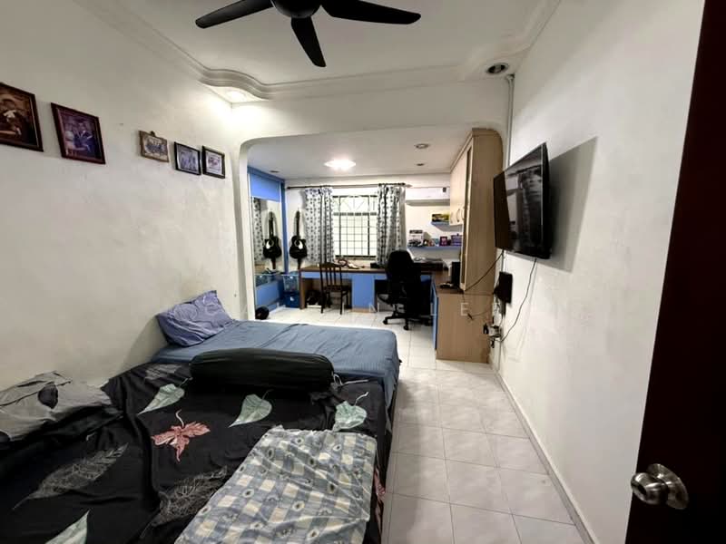 Rumah Teres 1 Tingkat untuk Dijual di Taman Rinting (Masai) - Calvin Lee - PropertyGuru.com.my