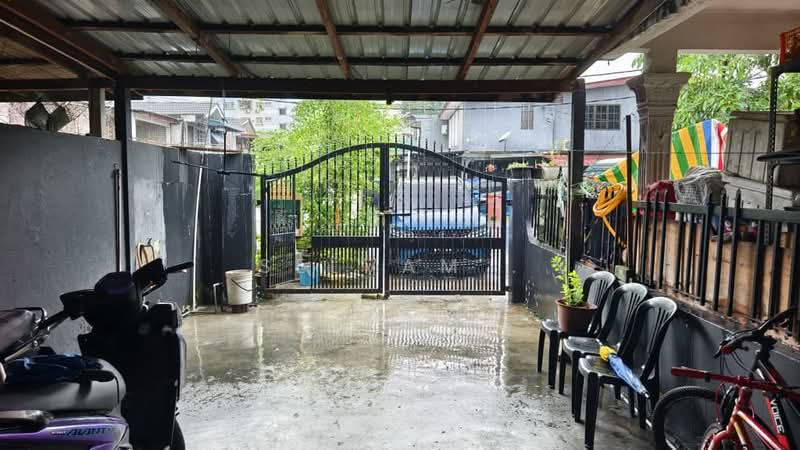 Rumah Teres 2 Tingkat untuk Dijual di Petaling Jaya (Selangor) - Selvam . - Exterior - PropertyGuru.com.my