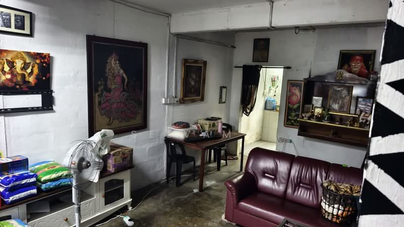 Rumah Teres 2 Tingkat untuk Dijual di Petaling Jaya (Selangor) - Selvam . - Living Room - PropertyGuru.com.my