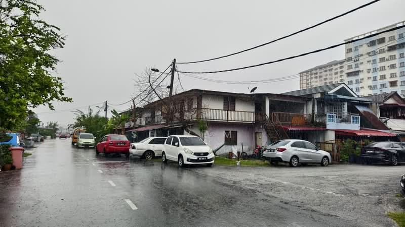 Rumah Teres 2 Tingkat untuk Dijual di Petaling Jaya (Selangor) - Selvam . - Exterior - PropertyGuru.com.my