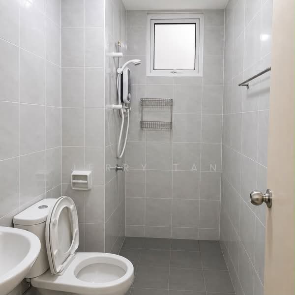 Condominium for Rent at i-Santorini - Jerry Tan - Bathroom - PropertyGuru.com.my