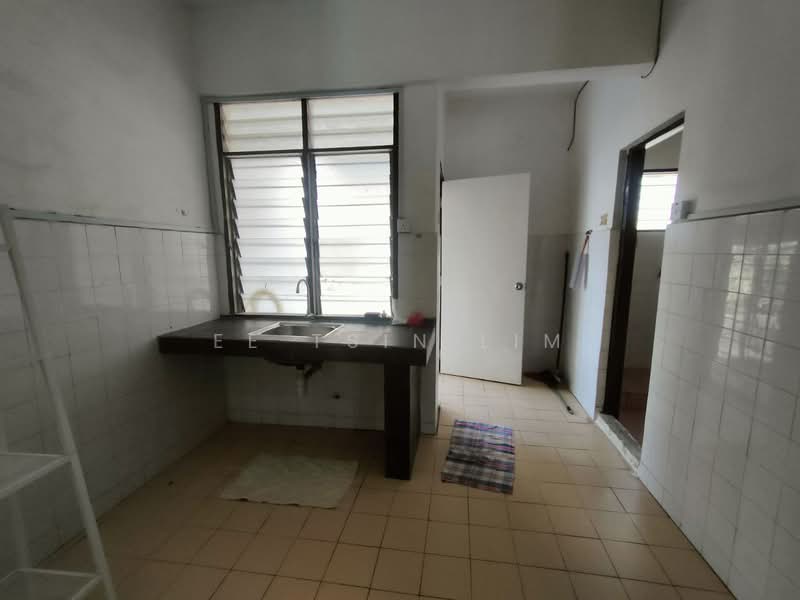 Rumah Teres 2 Tingkat untuk Disewa di Bandar Mahkota Cheras (Cheras) - Ee Tsin Lim - Kitchen - PropertyGuru.com.my