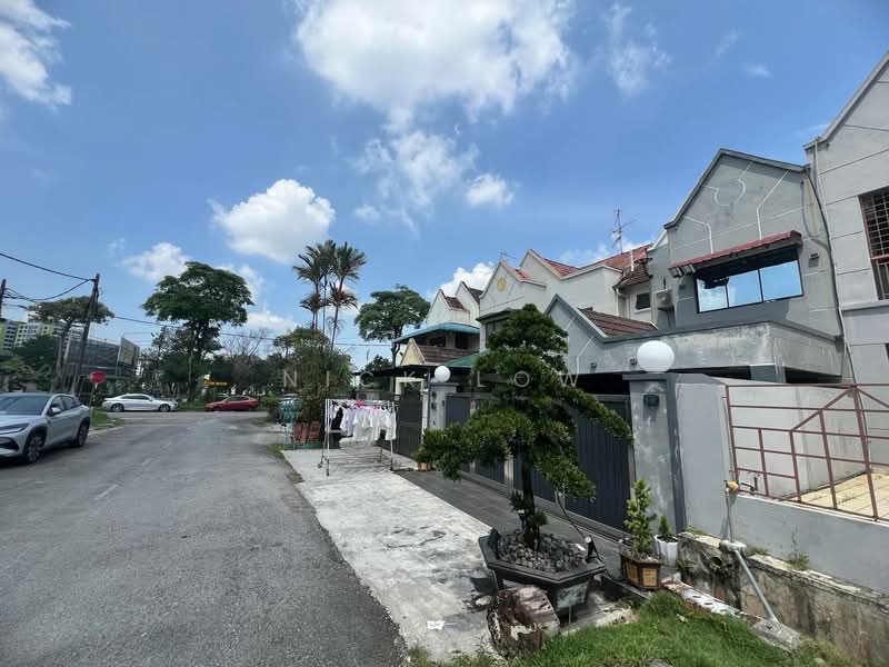 Rumah Teres 2 Tingkat untuk Disewa di Permas Jaya (Johor) - Nick Low - Exterior - PropertyGuru.com.my