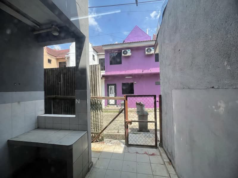 Rumah Teres 2 Tingkat untuk Disewa di Permas Jaya (Johor) - Nick Low - Exterior - PropertyGuru.com.my