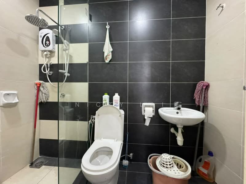 Rumah Teres 2-Tingkat untuk Dijual di Rawang (Selangor) - Nicky Lai - Bathroom - PropertyGuru.com.my