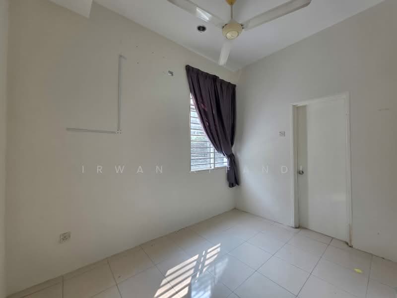 Rumah Kluster untuk Disewa di Bandar Saujana Putra (Tanjong Duabelas) - Irwan Affandi - Interior - PropertyGuru.com.my