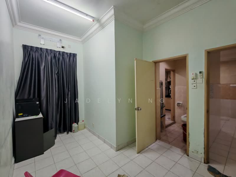 Rumah Teres 2 Tingkat untuk Disewa di Bandar Putra (Kulai) - Jadelyn Ng - PropertyGuru.com.my