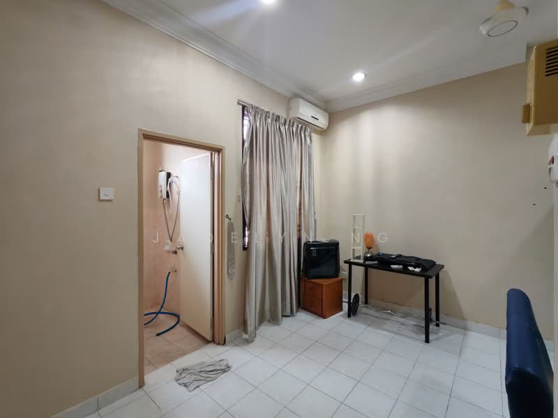 Rumah Teres 2 Tingkat untuk Disewa di Bandar Putra (Kulai) - Jadelyn Ng - PropertyGuru.com.my