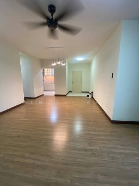 Servis Apartment untuk Dijual di Larkin Residence Phase 2 - ALHAFIZ AZIS - Living Room - PropertyGuru.com.my