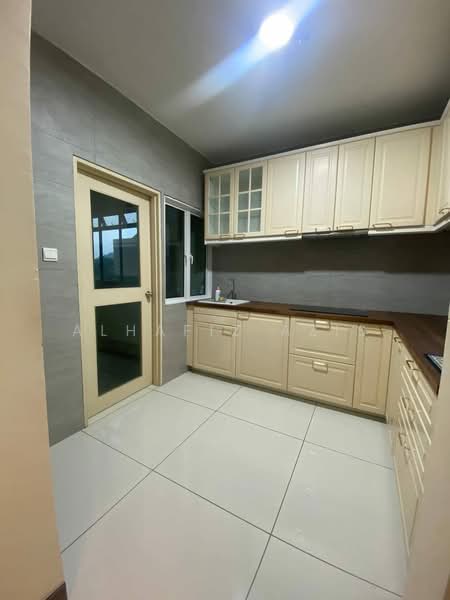 Servis Apartment untuk Dijual di Larkin Residence Phase 2 - ALHAFIZ AZIS - Kitchen - PropertyGuru.com.my