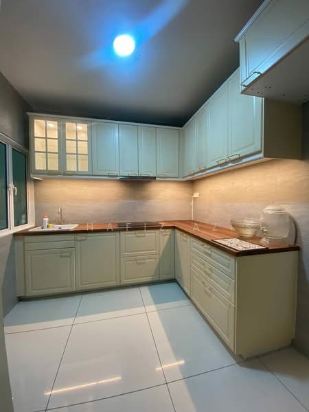 Servis Apartment untuk Dijual di Larkin Residence Phase 2 - ALHAFIZ AZIS - Kitchen - PropertyGuru.com.my