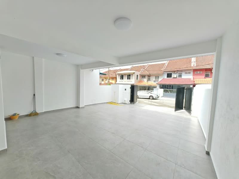 Rumah Teres 2-Tingkat untuk Dijual di Bandar Mahkota Cheras (Cheras) - Mac Chong - Exterior - PropertyGuru.com.my