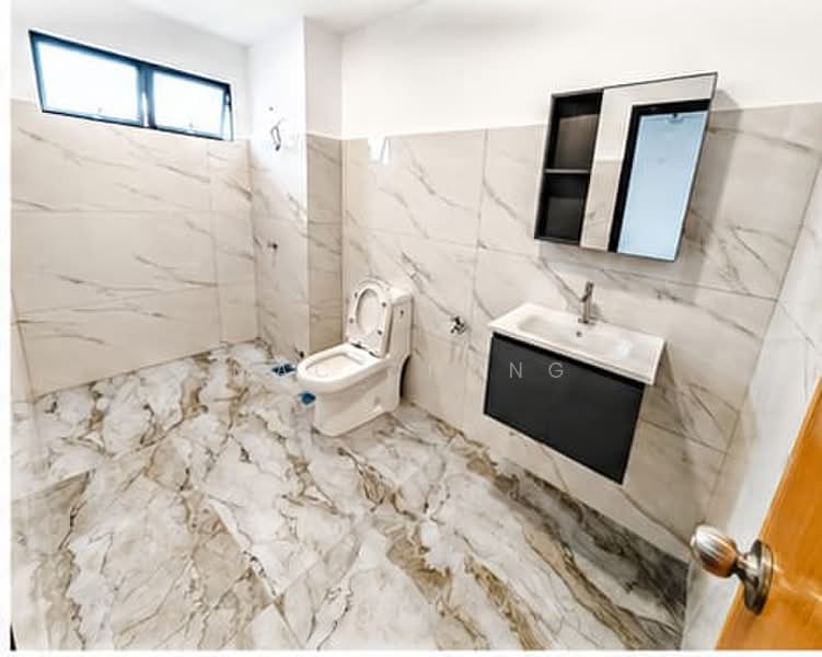 Rumah Teres 2-Tingkat untuk Dijual di Bandar Mahkota Cheras (Cheras) - Mac Chong - Bathroom - PropertyGuru.com.my