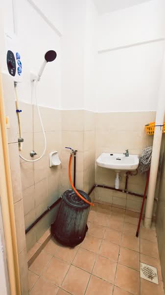 Flat for Rent at Mutiara Vista - Jerry Tan - Bathroom - PropertyGuru.com.my