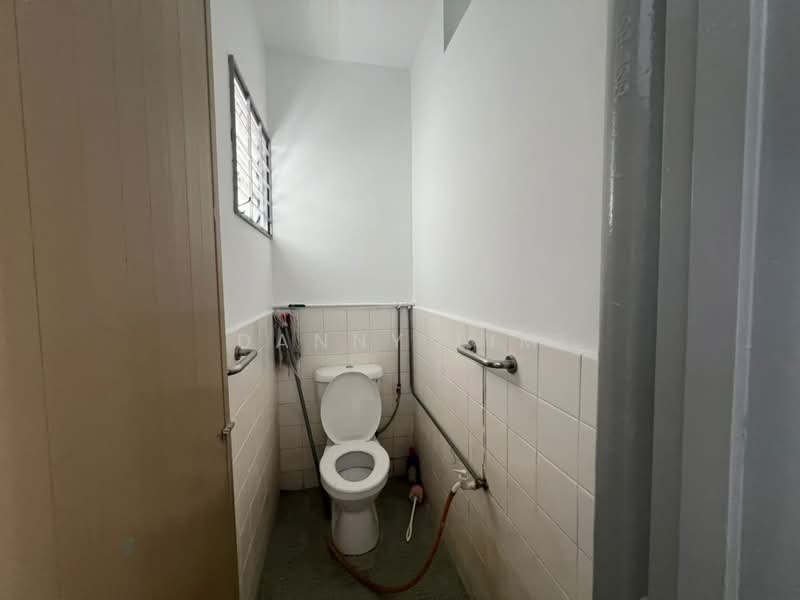 Rumah Teres 2 Tingkat untuk Disewa di Pulau Tikus (Penang) - Danny Lim - Bathroom - PropertyGuru.com.my