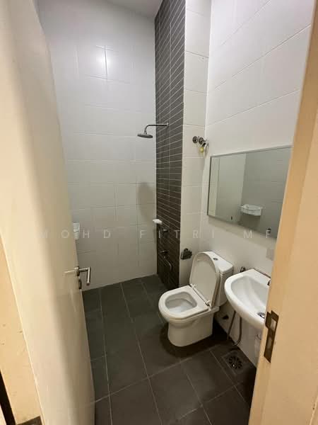 Rumah Teres 3-Tingkat untuk Disewa di Cyberjaya (Selangor) - Mohd Fitri MF - Bathroom - PropertyGuru.com.my