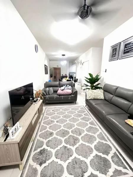 Pangsapuri untuk Dijual di Denai Nusantara Apartment - ALHAFIZ AZIS - Living Room - PropertyGuru.com.my