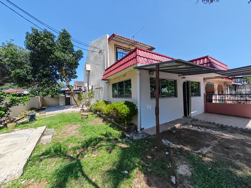 2-storey Terraced House for Sale in SS17 (Subang Jaya) - RL Han - Exterior - PropertyGuru.com.my