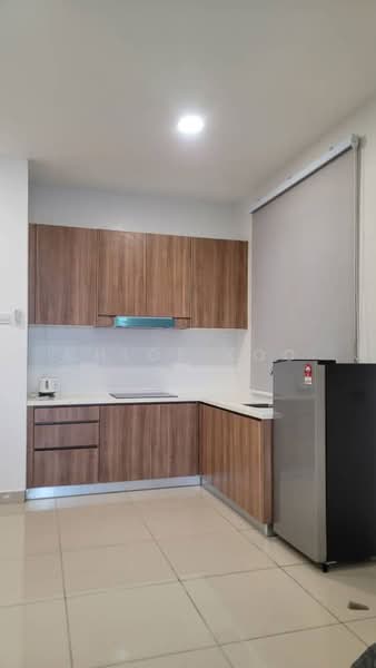 Servis Apartment untuk Disewa di Pacific Star - Chloe Koo - Kitchen - PropertyGuru.com.my