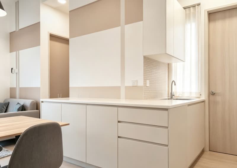 Service Residence for Sale at The Grand Subang Jaya SS15 - Yu Heng Chong - Kitchen - PropertyGuru.com.my