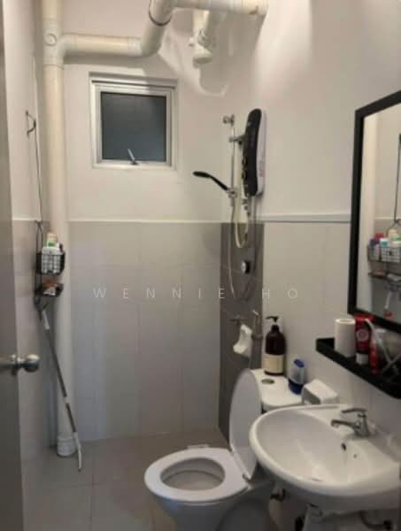 Apartment for Sale at Aronia - Wennie Ho - Bathroom - PropertyGuru.com.my