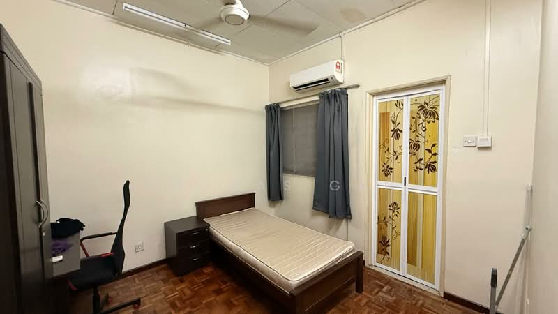 2-storey Terraced House for Rent in Bandar Sunway (Sunway) - Thomas Gan - Bedroom - PropertyGuru.com.my