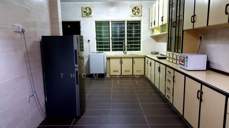2-storey Terraced House for Rent in Bandar Sunway (Sunway) - Thomas Gan - Kitchen - PropertyGuru.com.my