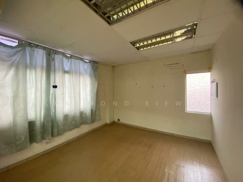 Tanah Komersial untuk Disewa di Petaling Jaya (Selangor) - Raymond Siew - Interior - PropertyGuru.com.my